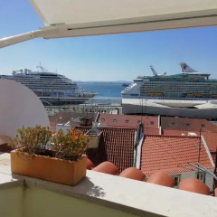 Отель Lisbon Holidays Alfama Португалия, Лиссабон - отзывы, цены и фото номеров - забронировать отель Lisbon Holidays Alfama онлайн пляж