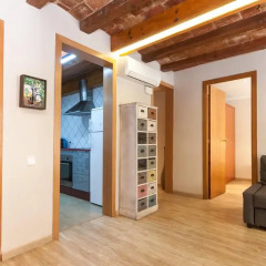 Апартаменты Charming Apartment In Barcelona Center Барселона комната для гостей фото 5