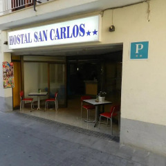 Отель Hostal San Carlos Испания, Льорет-де-Мар - отзывы, цены и фото номеров - забронировать отель Hostal San Carlos онлайн вид на фасад фото 2