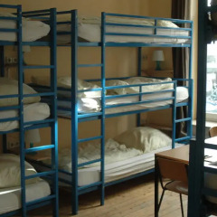 Buch-Ein-Bett Hostel Стандартный номер с двуспальной кроватью фото 9