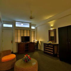 St. Lachlan Hotel & Suites 4* Улучшенный номер с различными типами кроватей фото 2