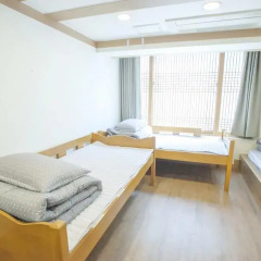 Отель Hi Jun Guesthouse Hongdae 2* Номер Делюкс с различными типами кроватей