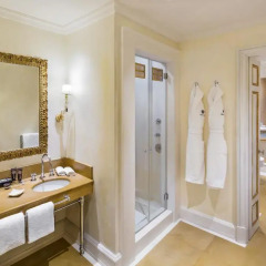 Отель Relais Santa Croce 5* Президентский люкс с различными типами кроватей фото 4