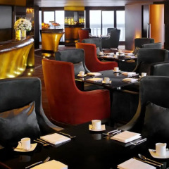 Отель Tower Club at lebua 5* Стандартный номер с различными типами кроватей фото 8