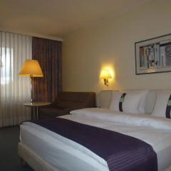 Отель Holiday Inn Munich - South комната для гостей фото 2