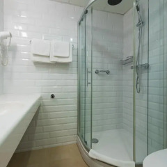 Отель Radi un Draugi 4* Стандартный номер с двуспальной кроватью фото 5