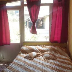Отель Edelvays House Чепеларе комната для гостей фото 5