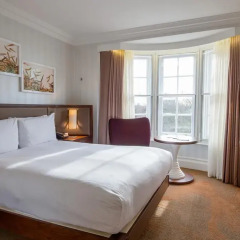 Отель Hilton London Hyde Park 4* Улучшенный номер с различными типами кроватей фото 2