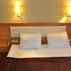 Taya Hatun Hotel Стандартный номер с двуспальной кроватью фото 3