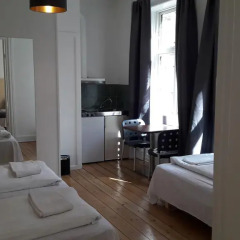 Hotel Loeven 2* Семейный номер Делюкс с двуспальной кроватью фото 5