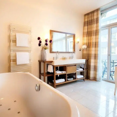 ALDEN Suite Hotel Splügenschloss Zurich ванная