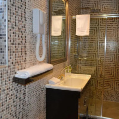Отель Alchemist Residence Von Goldenburg 5* Стандартный номер