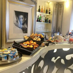Отель Renoir Hotel Франция, Канны - отзывы, цены и фото номеров - забронировать отель Renoir Hotel онлайн питание фото 2