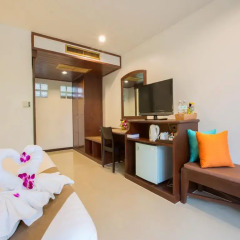 Отель Coconut Village Resort 4* Улучшенный номер с двуспальной кроватью фото 7