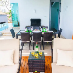 Отель Elemental 5FL Infinity Pool Seafront Villas 5* Вилла Делюкс фото 24
