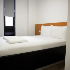 Отель easyHotel Old Street Barbican 3* Стандартный номер с различными типами кроватей фото 2