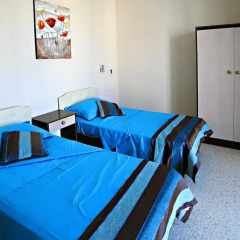 Отель Reno's Guest House Номер категории Эконом
