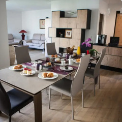 Отель Assia & Nathalie Luxury B&B Marais Париж питание