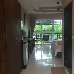 Baan Suan Ta Hotel 2* Улучшенный номер с двуспальной кроватью фото 4