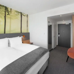 Отель Holiday Inn Munich - Leuchtenbergring 4* Стандартный номер с различными типами кроватей фото 5