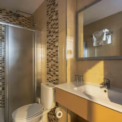 Отель Hostal Campito Улучшенный номер с различными типами кроватей фото 6