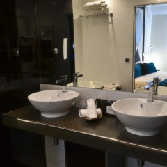 L'Empire Paris Hotel 4* Улучшенный номер с различными типами кроватей фото 4