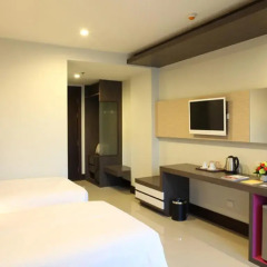 Отель Crystal Suites Suvarnabhumi Airport 3* Номер Делюкс фото 2