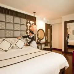 Church Boutique Hotel Hang Trong 3* Люкс разные типы кроватей фото 4