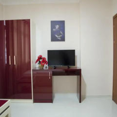 Ikea Hotel Тирана удобства в номере фото 2