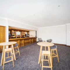Отель Holiday Inn Southampton Великобритания, Саутгемптон - отзывы, цены и фото номеров - забронировать отель Holiday Inn Southampton онлайн гостиничный бар