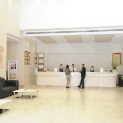Vienna International Hotel интерьер отеля