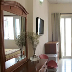Giang Son 2 Hotel 2* Стандартный семейный номер с двуспальной кроватью фото 8