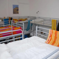 Rixpack Hostel Neukölln Кровать в общем номере с двухъярусной кроватью фото 13