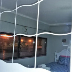 Отель Surf & Guest Lorena"s House бассейн