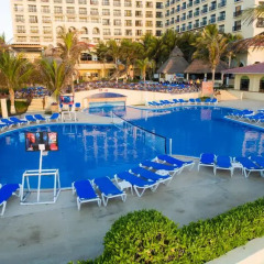 Отель GR Solaris Cancun - Все включено бассейн фото 3