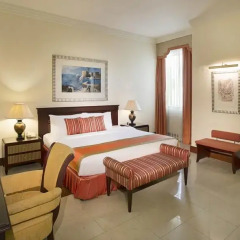 Отель Pearl City Suites комната для гостей фото 5