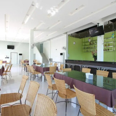Отель The Green Beach Resort питание