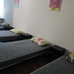 Hostel Velik Odessa Кровать в общем номере двухъярусные кровати