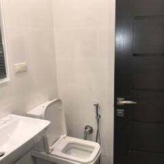 Апартаменты Rent in Yerevan - Apartments on Sakharov Square ванная