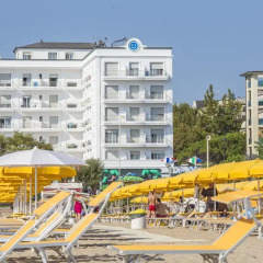 Hotel Continental Rimini Римини пляж фото 2
