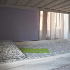 Hostel DomZhur Кровать в общем номере двухъярусные кровати фото 2