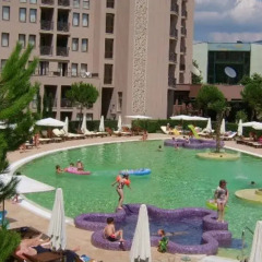Апартаменты Menada Apartments in Royal Beach Солнечный берег бассейн фото 2