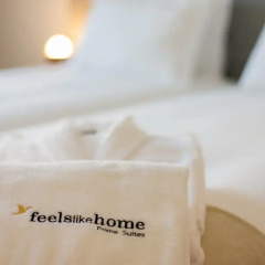 Отель Feels Like Home Chiado Prime Suites 3* Студия Делюкс с различными типами кроватей фото 10