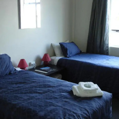 Отель Horse and Jockey Inn 2* Стандартный номер с 2 отдельными кроватями (общая ванная комната) фото 4