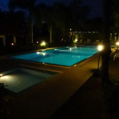 Отель Smile House & Pool бассейн фото 2