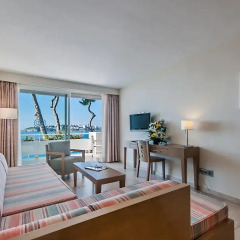 Отель Aparthotel Ponent Mar Улучшенные апартаменты с двуспальной кроватью фото 5