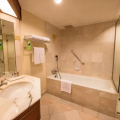Sabah Hotel Sandakan 4* Улучшенный номер с различными типами кроватей