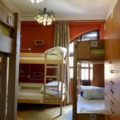 Envoy Hostel Кровать в общем номере с двухъярусной кроватью фото 15