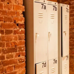 Hostel Architector сейф в номере
