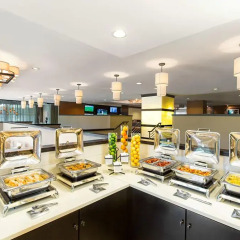 Отель Hilton New York JFK Airport США, Нью-Йорк - отзывы, цены и фото номеров - забронировать отель Hilton New York JFK Airport онлайн питание фото 3
